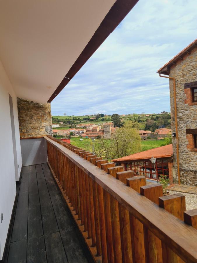 Posada Los Calderones Santillana del Mar Buitenkant foto