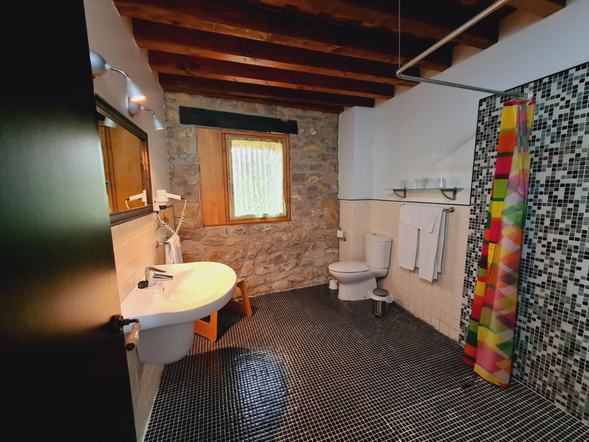 Posada Los Calderones Santillana del Mar Buitenkant foto