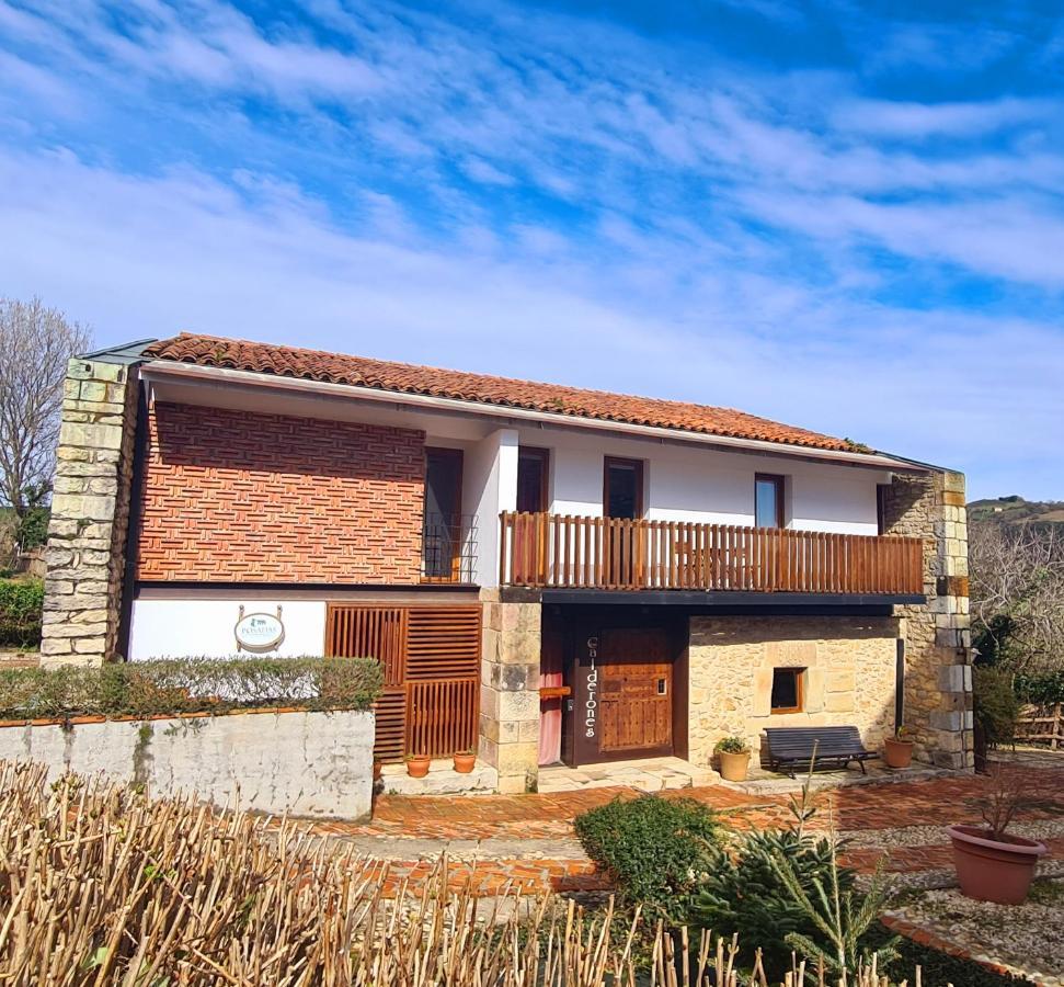 Posada Los Calderones Santillana del Mar Buitenkant foto